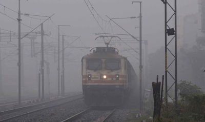 Bengal youth killed by train | Bengal youth killed by train Bengal youth killed by train | Bengal youth killed by train