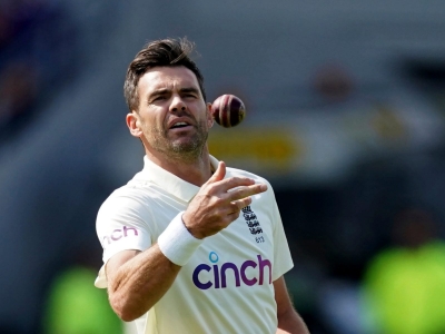 Ashes: Anderson hits back at criticism of pacers not bowling right length | Ashes: Anderson hits back at criticism of pacers not bowling right length