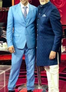 Akshay Kumar wishes Big B, calls him an inspiration for an entire generation | Akshay Kumar wishes Big B, calls him an inspiration for an entire generation Akshay Kumar wishes Big B, calls him an inspiration for an entire generation | Akshay Kumar wishes Big B, calls him an inspiration for an entire generation