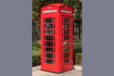 UK's 1st-ever red phone kiosk joins cultural hall of fame | UK's 1st-ever red phone kiosk joins cultural hall of fame