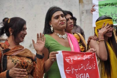 Pakistan: Protests held in Karachi over killing of three transgender persons | Pakistan: Protests held in Karachi over killing of three transgender persons