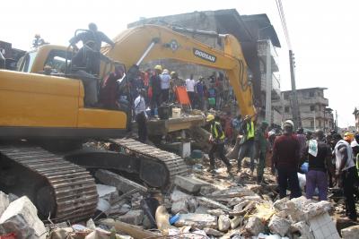 Deaths toll from Nigeria building collapse rises to 9 | Deaths toll from Nigeria building collapse rises to 9