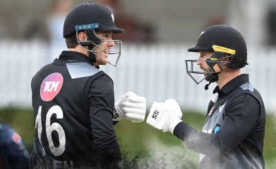 Pakistan blown away by New Zealand in chilly Christchurch | Pakistan blown away by New Zealand in chilly Christchurch