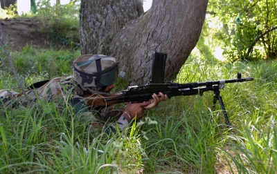 Army foils infiltration bid on LoC in J&K's Kupwara, firing continuing | Army foils infiltration bid on LoC in J&K's Kupwara, firing continuing Army foils infiltration bid on LoC in J&K's Kupwara, firing continuing | Army foils infiltration bid on LoC in J&K's Kupwara, firing continuing