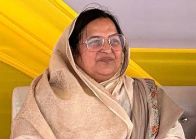 Former MP Meena Singh quits JD-U | Former MP Meena Singh quits JD-U