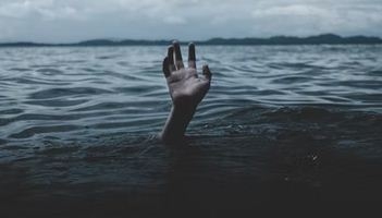 Six-year-old washed away in open drain in Vijayawada | Six-year-old washed away in open drain in Vijayawada