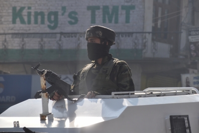 Two terrorists killed in J&K gunfight refused to surrender | Two terrorists killed in J&K gunfight refused to surrender Two terrorists killed in J&K gunfight refused to surrender | Two terrorists killed in J&K gunfight refused to surrender