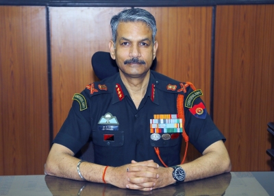 Kashmiri youth being lured to hurl grenades at busy places: Lt Gen Pandey | Kashmiri youth being lured to hurl grenades at busy places: Lt Gen Pandey