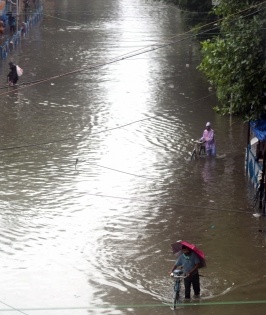 Flood-affected Kerala to witness rains for 3-4 days more: IMD | Flood-affected Kerala to witness rains for 3-4 days more: IMD