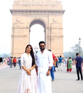 Rishab Shetty promotes 'Kantara' at India Gate | Rishab Shetty promotes 'Kantara' at India Gate