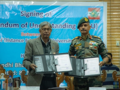 Army signs MoU with Kashmir University for academic courses to soldiers | Army signs MoU with Kashmir University for academic courses to soldiers Army signs MoU with Kashmir University for academic courses to soldiers | Army signs MoU with Kashmir University for academic courses to soldiers