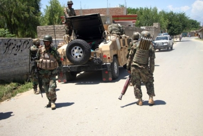 Taliban militants surround major Afghan cities | Taliban militants surround major Afghan cities