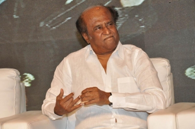 Attempts being made to give me saffron hue: Rajinikanth | Attempts being made to give me saffron hue: Rajinikanth