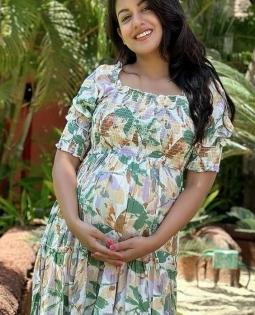 Mom-to-be Ishita Dutta is enjoying the 'kicks' | Mom-to-be Ishita Dutta is enjoying the 'kicks' Mom-to-be Ishita Dutta is enjoying the 'kicks' | Mom-to-be Ishita Dutta is enjoying the 'kicks'