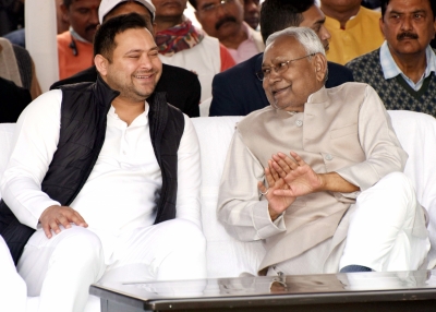 Maha Opposition leaders all set to welcome Nitish, Tejaswi in Mumbai on Thursday | Maha Opposition leaders all set to welcome Nitish, Tejaswi in Mumbai on Thursday