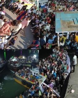 Morbi effect: Licenses of 25 boats suspended in Guj's Devbhumi Dwarka | Morbi effect: Licenses of 25 boats suspended in Guj's Devbhumi Dwarka Morbi effect: Licenses of 25 boats suspended in Guj's Devbhumi Dwarka | Morbi effect: Licenses of 25 boats suspended in Guj's Devbhumi Dwarka