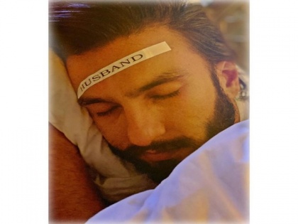Deepika shares adorable picture of Ranveer taking nap: Productivity in time of COVID-19 | Deepika shares adorable picture of Ranveer taking nap: Productivity in time of COVID-19
