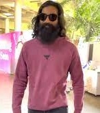 Dhanush looks unrecognisable in long hair, beard; fans call him 'Baba Ramdev pro' | Dhanush looks unrecognisable in long hair, beard; fans call him 'Baba Ramdev pro'
