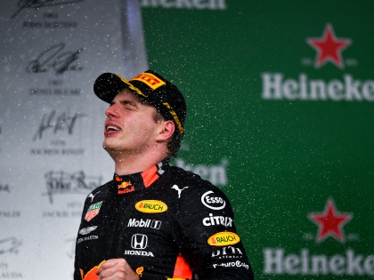 Verstappen eases to F1 British GP win | Verstappen eases to F1 British GP win