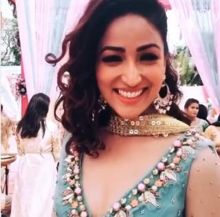 Yami Gautam enjoys Himachal bliss at Bhoot Police outdoors | Yami Gautam enjoys Himachal bliss at Bhoot Police outdoors Yami Gautam enjoys Himachal bliss at Bhoot Police outdoors | Yami Gautam enjoys Himachal bliss at Bhoot Police outdoors