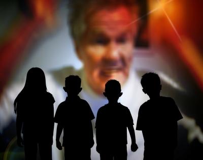 POCSO case accused jumps into sea, police search on | POCSO case accused jumps into sea, police search on POCSO case accused jumps into sea, police search on | POCSO case accused jumps into sea, police search on