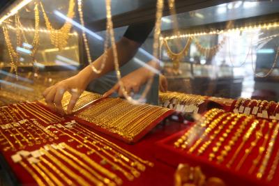 Gold, silver futures rise as Trump signs Covid relief package | Gold, silver futures rise as Trump signs Covid relief package