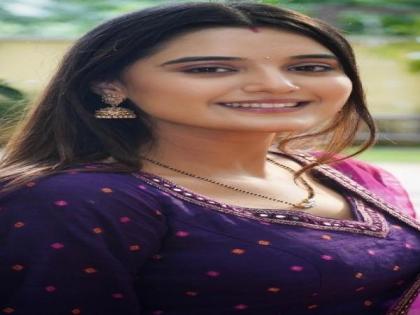 Ayushi Khurana reflects about her character's take on marriage in 'Aangan' | Ayushi Khurana reflects about her character's take on marriage in 'Aangan' Ayushi Khurana reflects about her character's take on marriage in 'Aangan' | Ayushi Khurana reflects about her character's take on marriage in 'Aangan'
