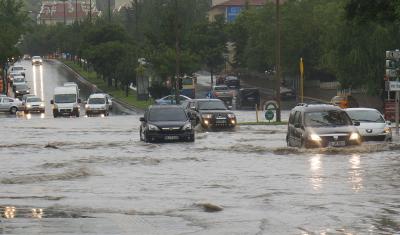 Flash floods kill 27 people in Turkey | Flash floods kill 27 people in Turkey