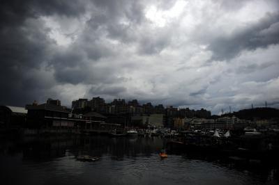 China's southern provinces on alert as Typhoon Wipha enters South China Sea | China's southern provinces on alert as Typhoon Wipha enters South China Sea China's southern provinces on alert as Typhoon Wipha enters South China Sea | China's southern provinces on alert as Typhoon Wipha enters South China Sea