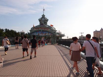 Tokyo's Disney Resort shut amid Coronavirus outbreak | Tokyo's Disney Resort shut amid Coronavirus outbreak