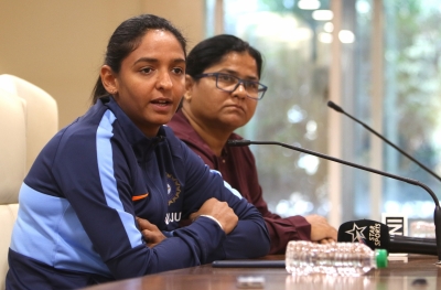 Won't stop Shafali from playing big shots, says Harmanpreet | Won't stop Shafali from playing big shots, says Harmanpreet