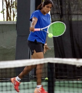 Yashaswini stuns Prathiba to enter quarterfinals of AITA women's tennis | Yashaswini stuns Prathiba to enter quarterfinals of AITA women's tennis
