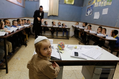 Israel begins gradual reopening of schools amid opposition | Israel begins gradual reopening of schools amid opposition