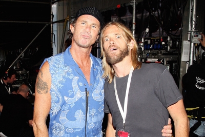 Chad Smith pays tribute to Taylor Hawkins in special video | Chad Smith pays tribute to Taylor Hawkins in special video