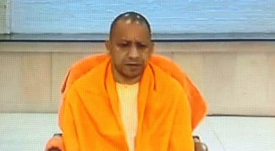 Yogi govt to give aid to daily wagers in corona times | Yogi govt to give aid to daily wagers in corona times