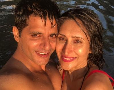 Karanvir, Teejay celebrate 14th marriage anniversary | Karanvir, Teejay celebrate 14th marriage anniversary Karanvir, Teejay celebrate 14th marriage anniversary | Karanvir, Teejay celebrate 14th marriage anniversary