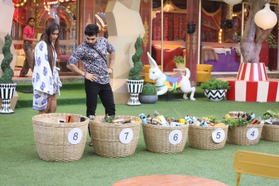 Outsiders to bring a twisted game of provocation in 'Bigg Boss 16' | Outsiders to bring a twisted game of provocation in 'Bigg Boss 16' Outsiders to bring a twisted game of provocation in 'Bigg Boss 16' | Outsiders to bring a twisted game of provocation in 'Bigg Boss 16'