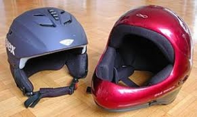 Man fined for not wearing helmet while driving car! | Man fined for not wearing helmet while driving car! Man fined for not wearing helmet while driving car! | Man fined for not wearing helmet while driving car!