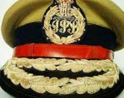 19 IPS officers shifted in UP | 19 IPS officers shifted in UP