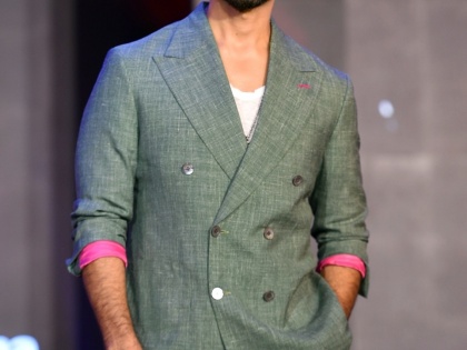 Shahid Kapoor to lead action thriller helmed by Malayalam director Rosshan Andrrews | Shahid Kapoor to lead action thriller helmed by Malayalam director Rosshan Andrrews
