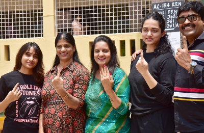 K'taka records 37.25% polling in first 6 hours | K'taka records 37.25% polling in first 6 hours K'taka records 37.25% polling in first 6 hours | K'taka records 37.25% polling in first 6 hours