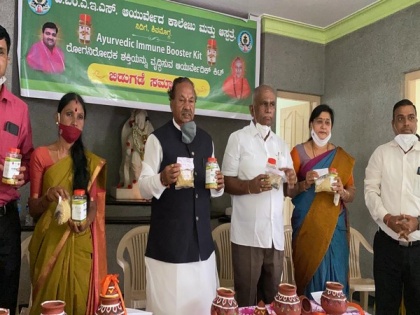 K'taka Minister to distribute Ayurvedic medicines to Shivamogga residents to boost immunity | K'taka Minister to distribute Ayurvedic medicines to Shivamogga residents to boost immunity