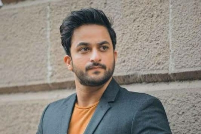 Web Wise: Veer Rajwant Singh on relationship between an actor and the Internet | Web Wise: Veer Rajwant Singh on relationship between an actor and the Internet