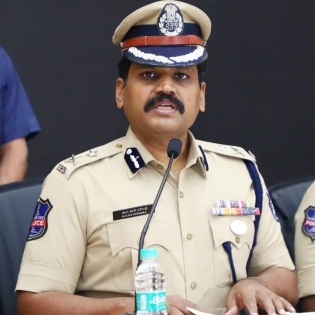 Cyberabad police bust gang involved in stealing data of 16.8cr people | Cyberabad police bust gang involved in stealing data of 16.8cr people