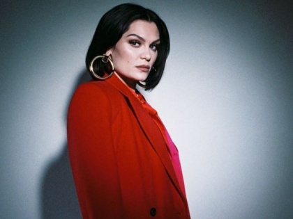 Jessie J gets emotional during performance a day after she revealed miscarriage | Jessie J gets emotional during performance a day after she revealed miscarriage