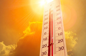 IMD issues red alert for several Odisha districts over severe heat wave conditions | IMD issues red alert for several Odisha districts over severe heat wave conditions