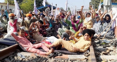 Tracks cleared for train movement: Punjab | Tracks cleared for train movement: Punjab Tracks cleared for train movement: Punjab | Tracks cleared for train movement: Punjab