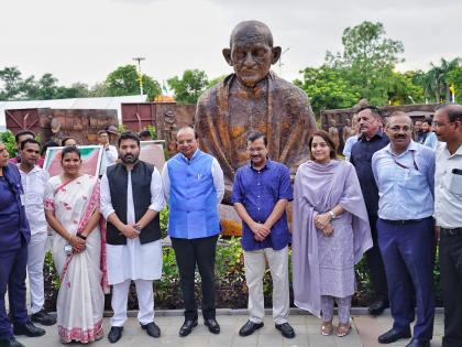 Delhi L-G, Kejriwal inaugurate Shaheedi Park covering Indian history | Delhi L-G, Kejriwal inaugurate Shaheedi Park covering Indian history Delhi L-G, Kejriwal inaugurate Shaheedi Park covering Indian history | Delhi L-G, Kejriwal inaugurate Shaheedi Park covering Indian history