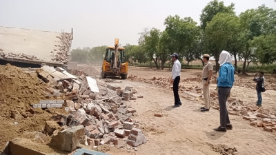 Six illegal colonies in Sohna, Bhondsi razed | Six illegal colonies in Sohna, Bhondsi razed Six illegal colonies in Sohna, Bhondsi razed | Six illegal colonies in Sohna, Bhondsi razed