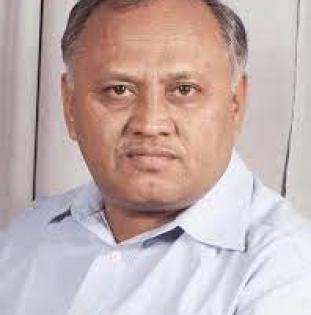 Lucknow journo makes mark in UK exhibition | Lucknow journo makes mark in UK exhibition Lucknow journo makes mark in UK exhibition | Lucknow journo makes mark in UK exhibition
